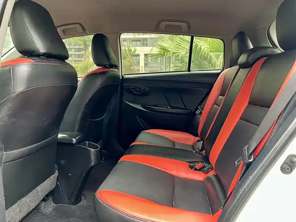 Toyota Yaris L 2020