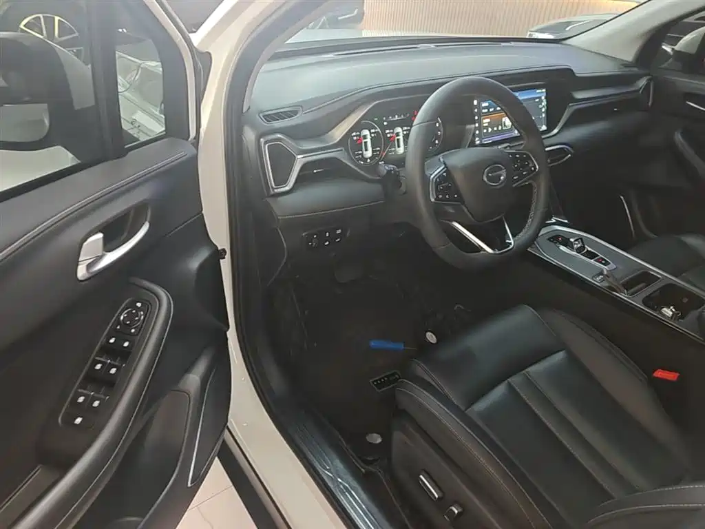 GAC Motor Trumpchi GS4 2023 — фото 16