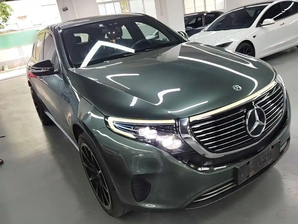 Mercedes-Benz EQC 2021 — фото 4