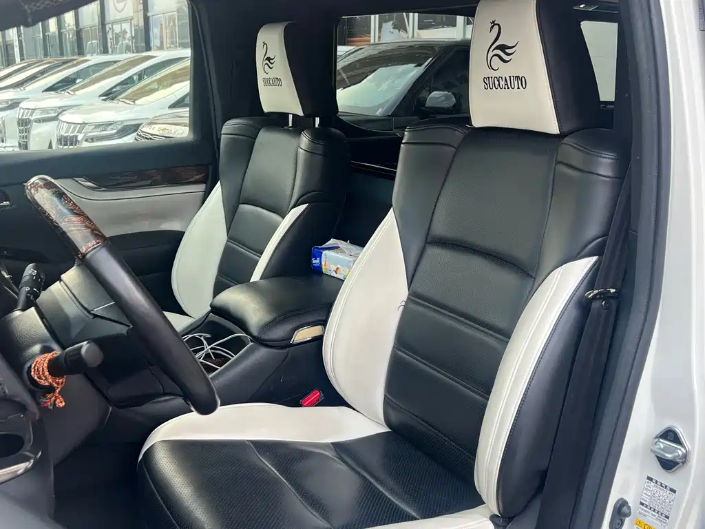 Toyota Alphard 2019 — фото 9
