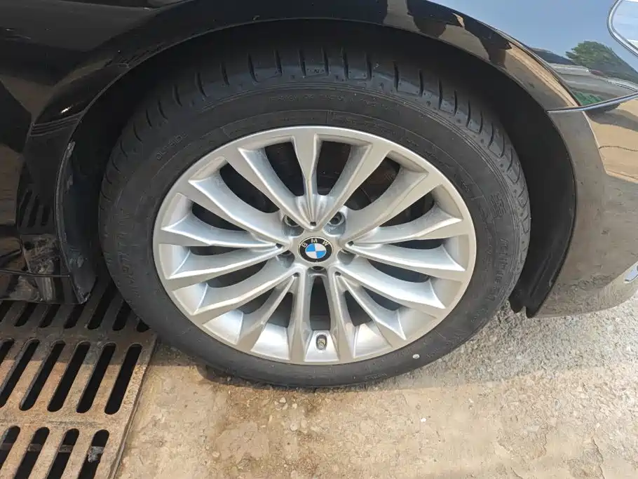 BMW 5 Series 2020
