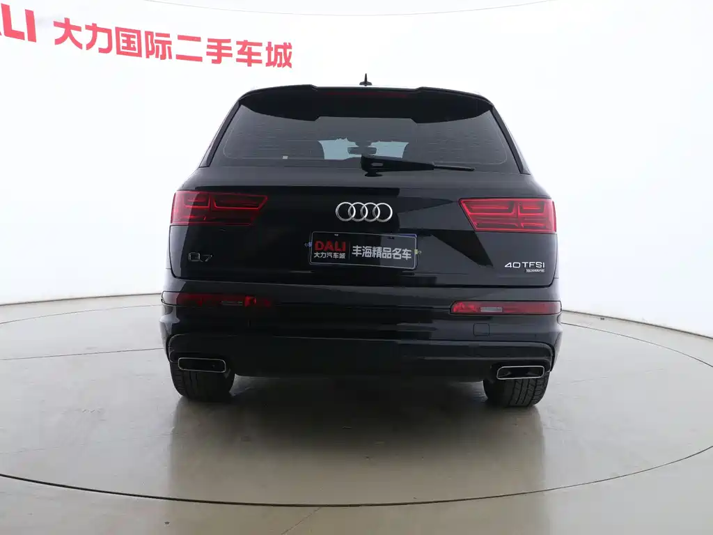 Audi Q7 2017 — фото 15