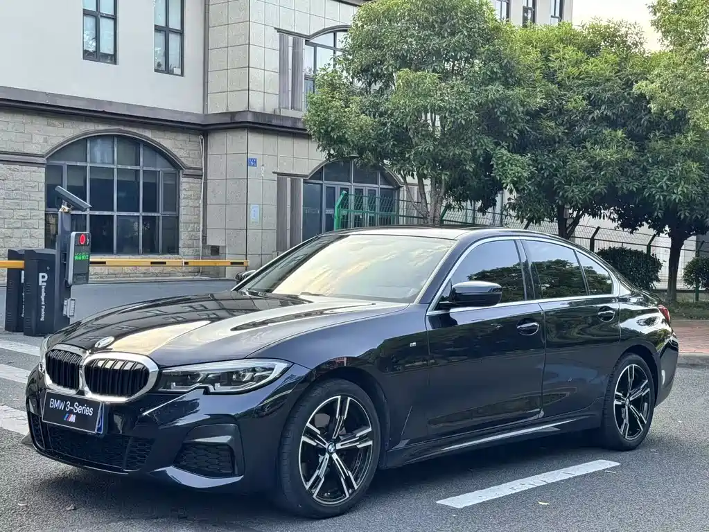 BMW 3 Series 2021