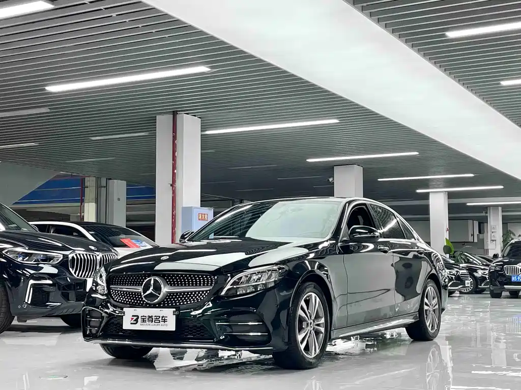 Mercedes-Benz C-Class 2020