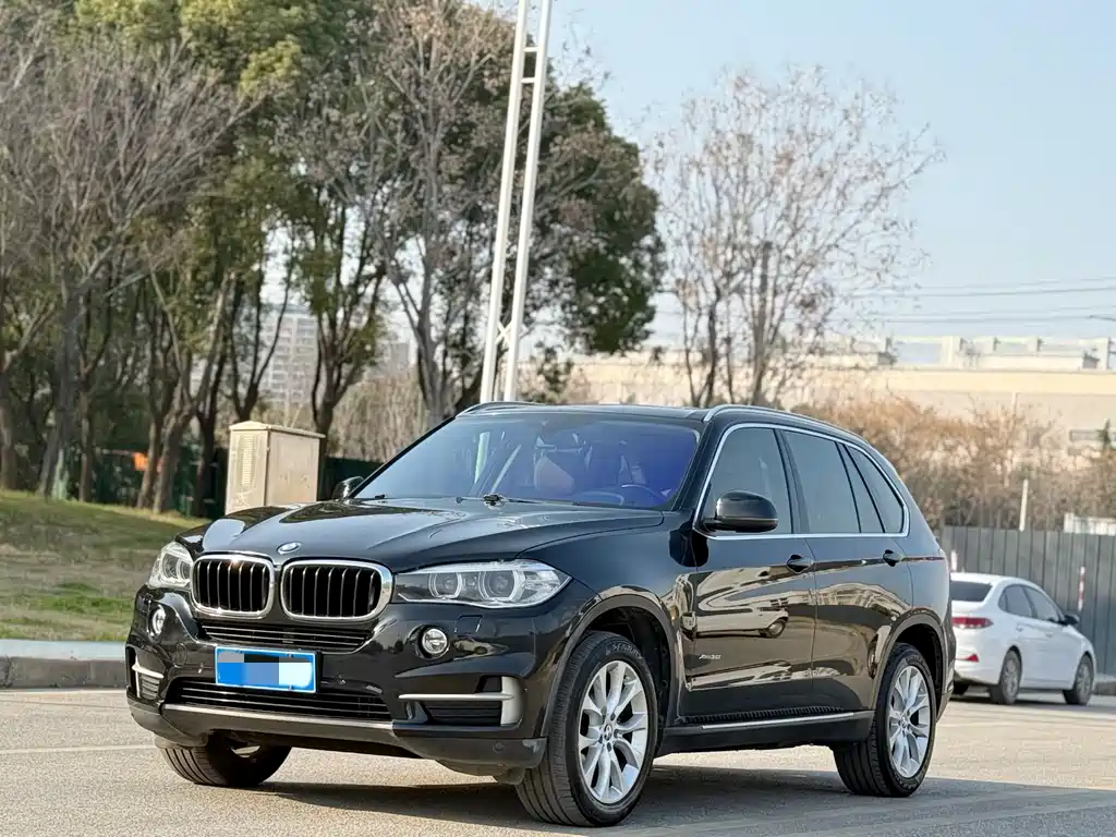 BMW X5 2015 — фото 1