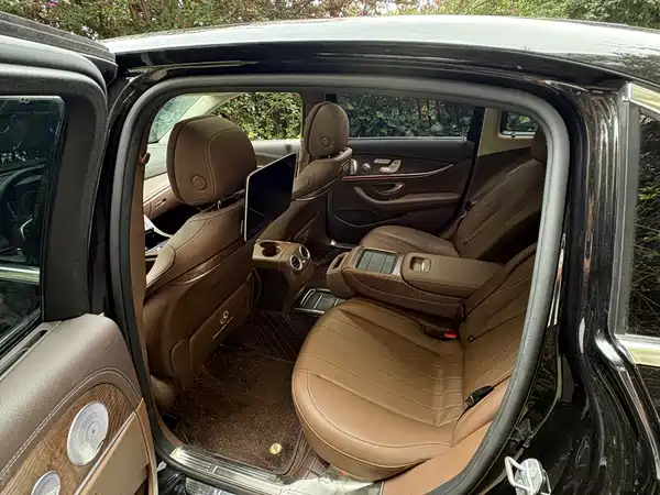 Mercedes-Benz E-Class 2019