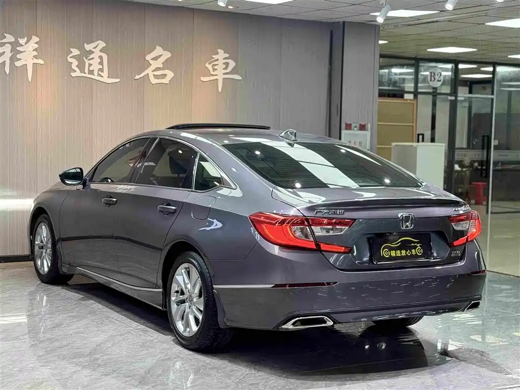 Honda Accord 2020 — фото 9