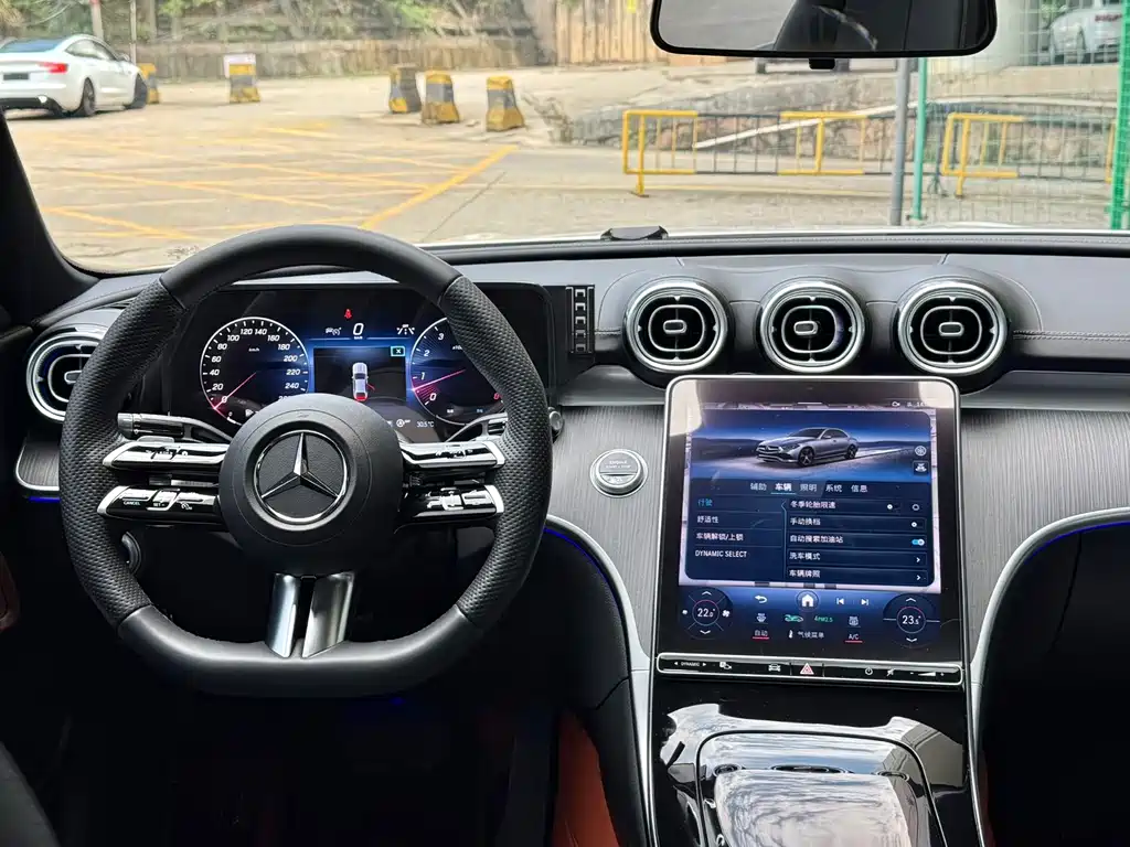 Mercedes-Benz C-Class 2023 — фото 11