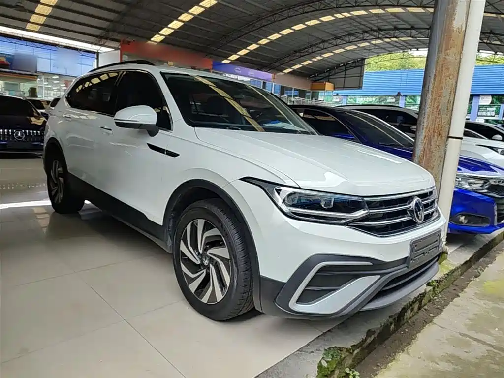Volkswagen Tiguan L 2022 — фото 4