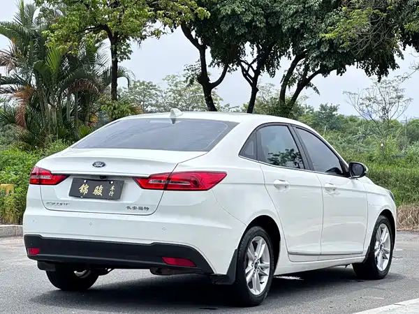 Ford Escort 2019