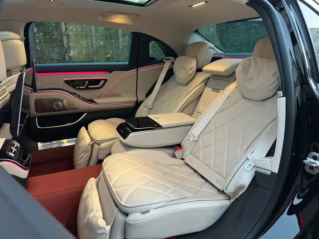 Mercedes-Benz S-Class 2025 — фото 17