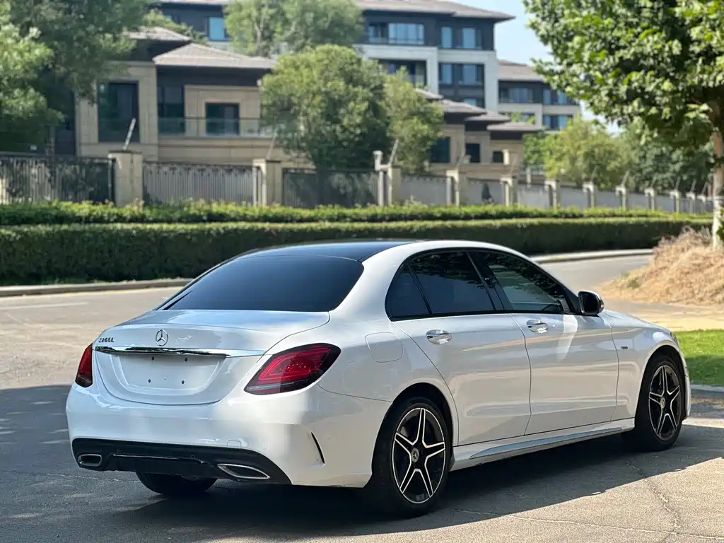 Mercedes-Benz C-Class 2021 — фото 16