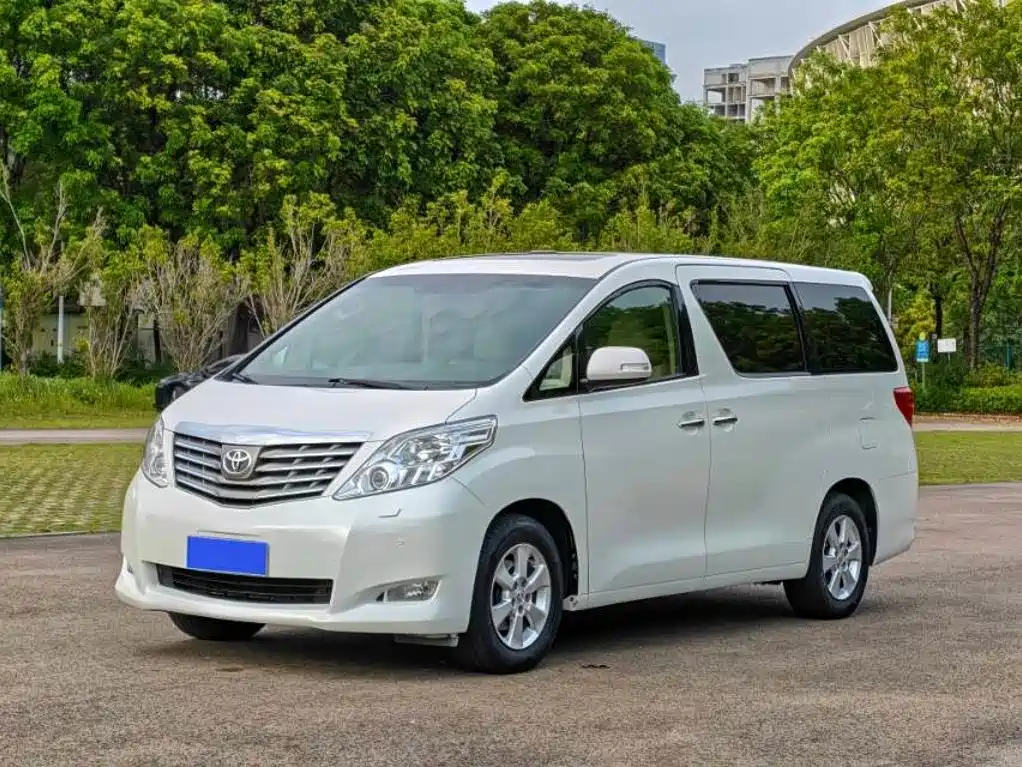 Toyota Alphard 2010 — фото 3