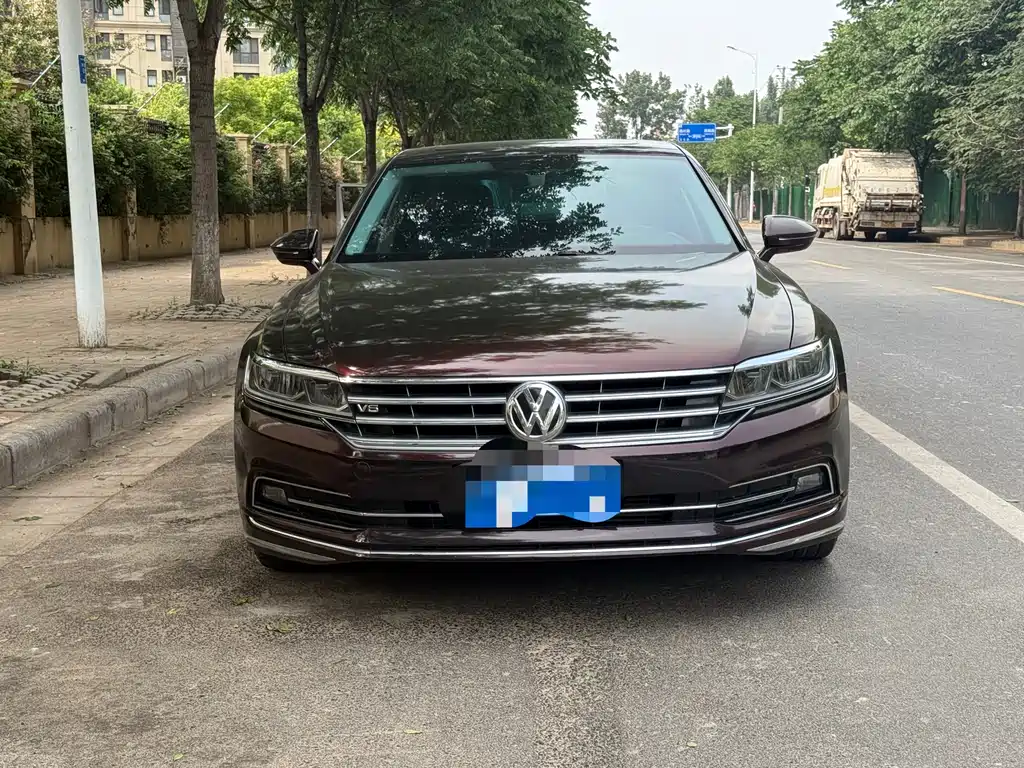 Volkswagen Phideon 2018 — фото 2