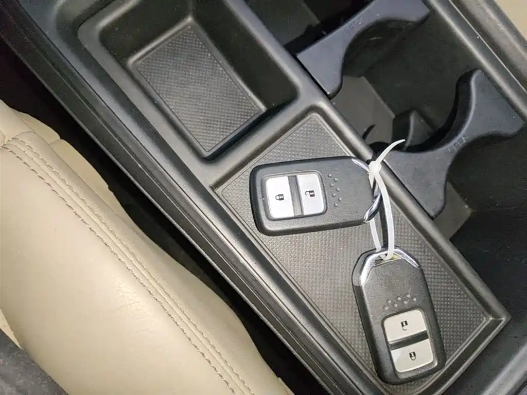 Honda CR-V 2015 — фото 17