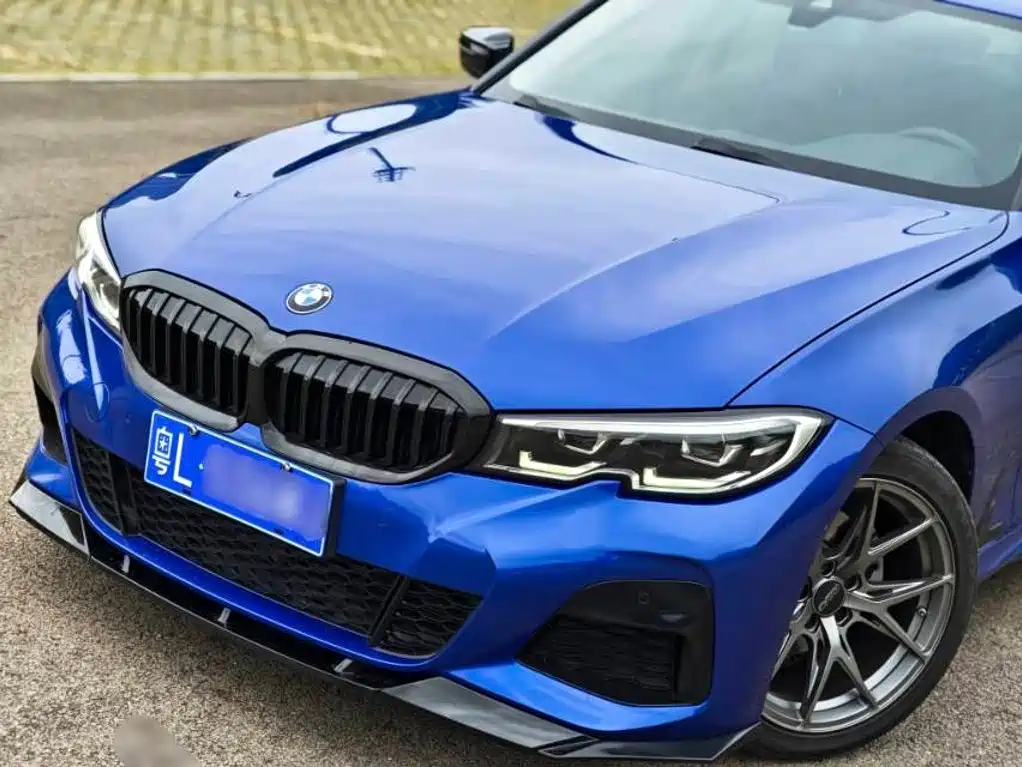 BMW 3 Series 2021 — фото 16