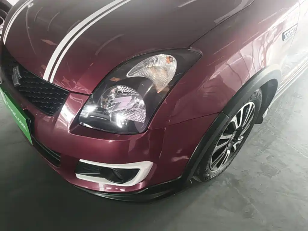 Suzuki Swift 2015 — фото 24