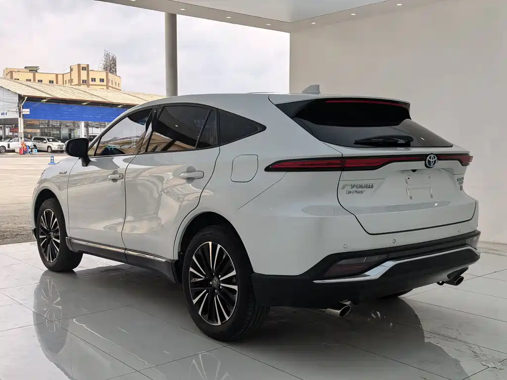Toyota Venza 2023 — фото 15