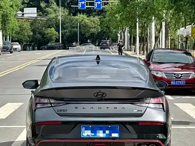 Hyundai Elantra 2023