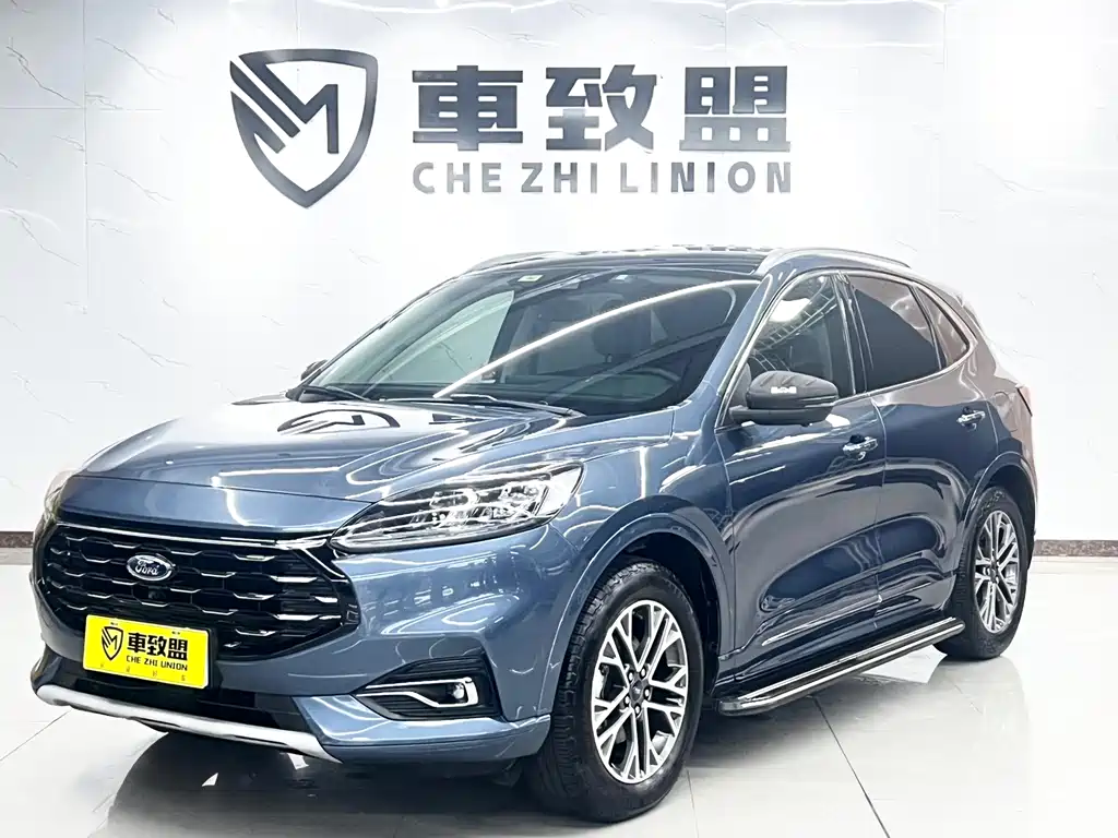 Ford Escape 2020 — фото 1
