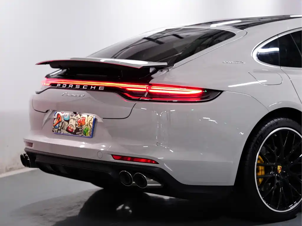 Porsche Panamera 2023 — фото 25