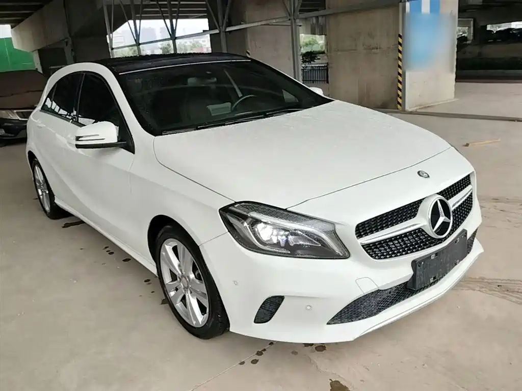 Mercedes-Benz A-Class 2016 — фото 4