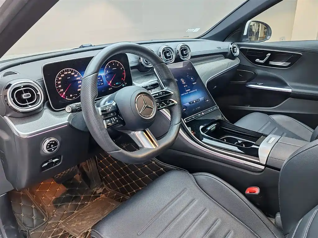 Mercedes-Benz C-Class 2022 — фото 17