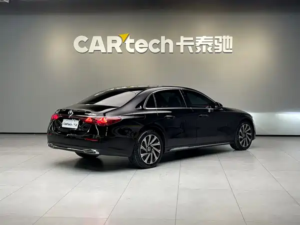 Mercedes-Benz E-Class 2024