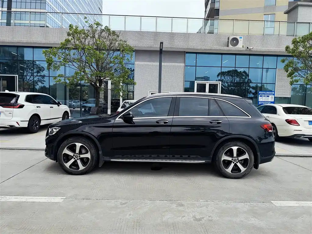 Mercedes-Benz GLC 2022