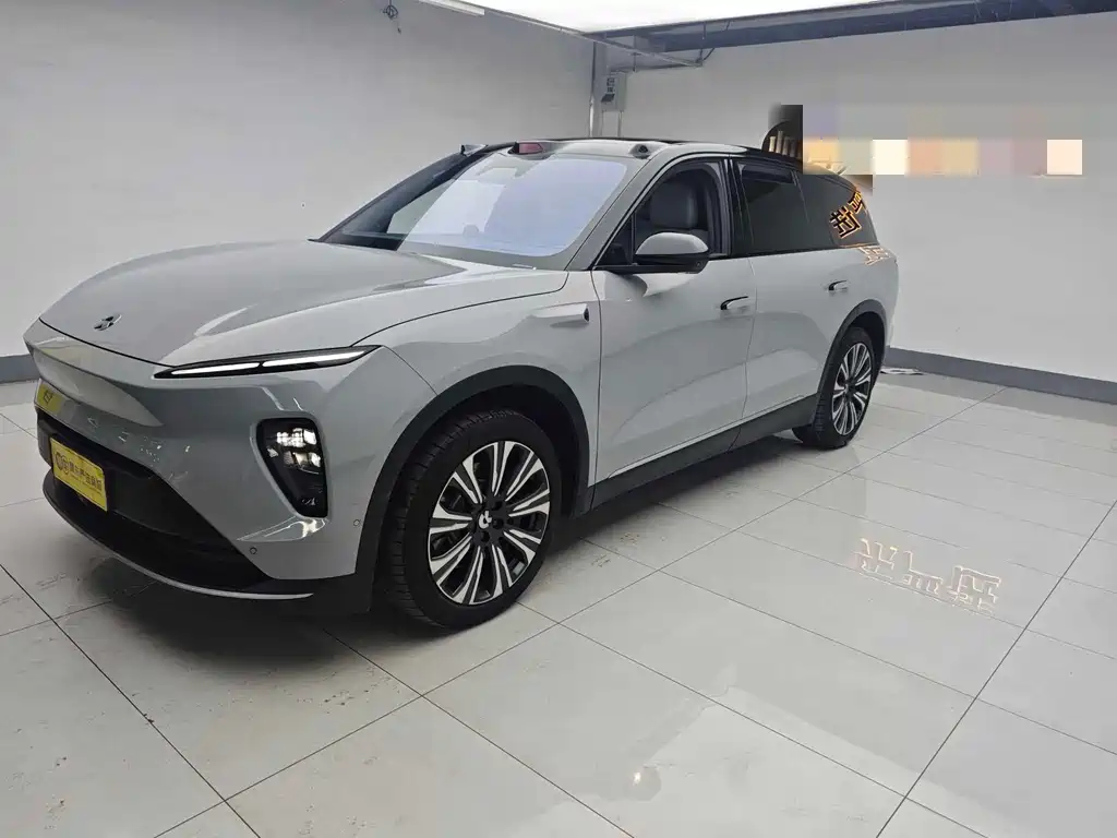 NIO ES8 2024