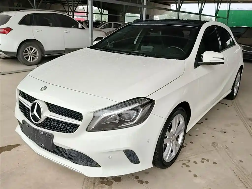 Mercedes-Benz A-Class 2016 — фото 2