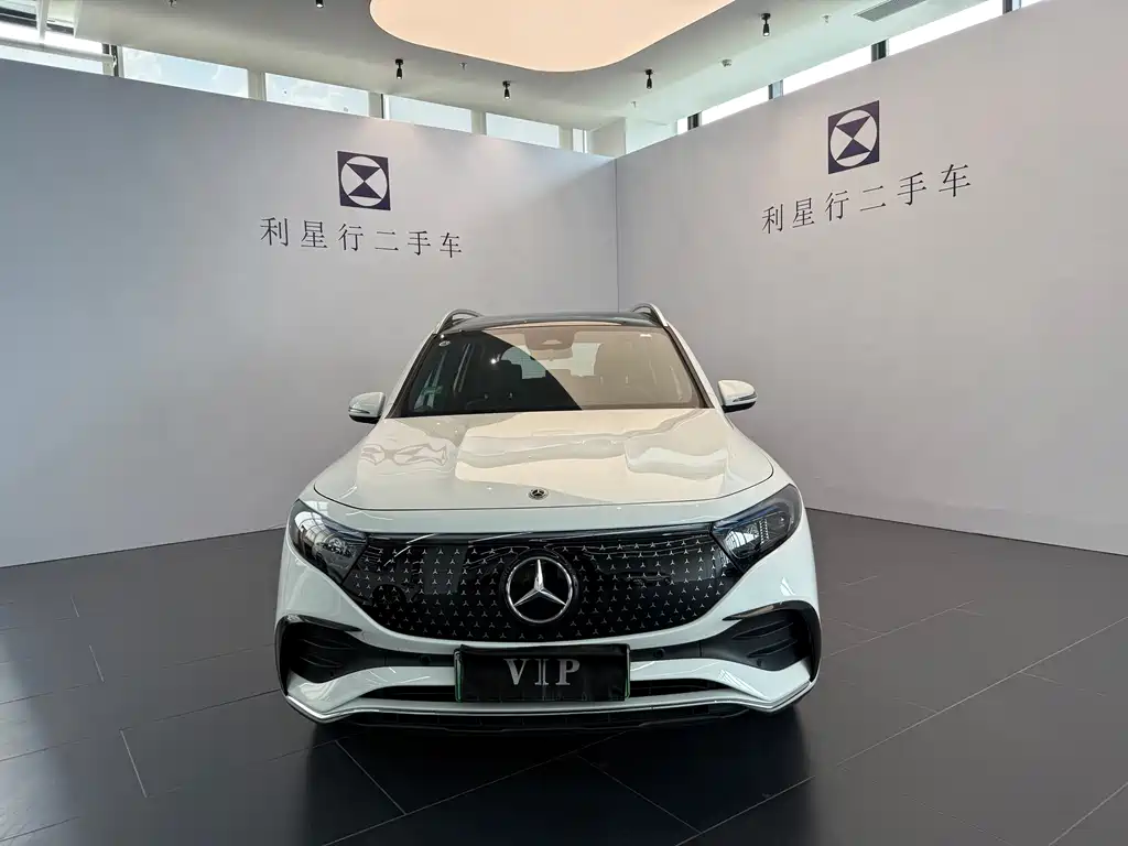 Mercedes-Benz EQB 2025