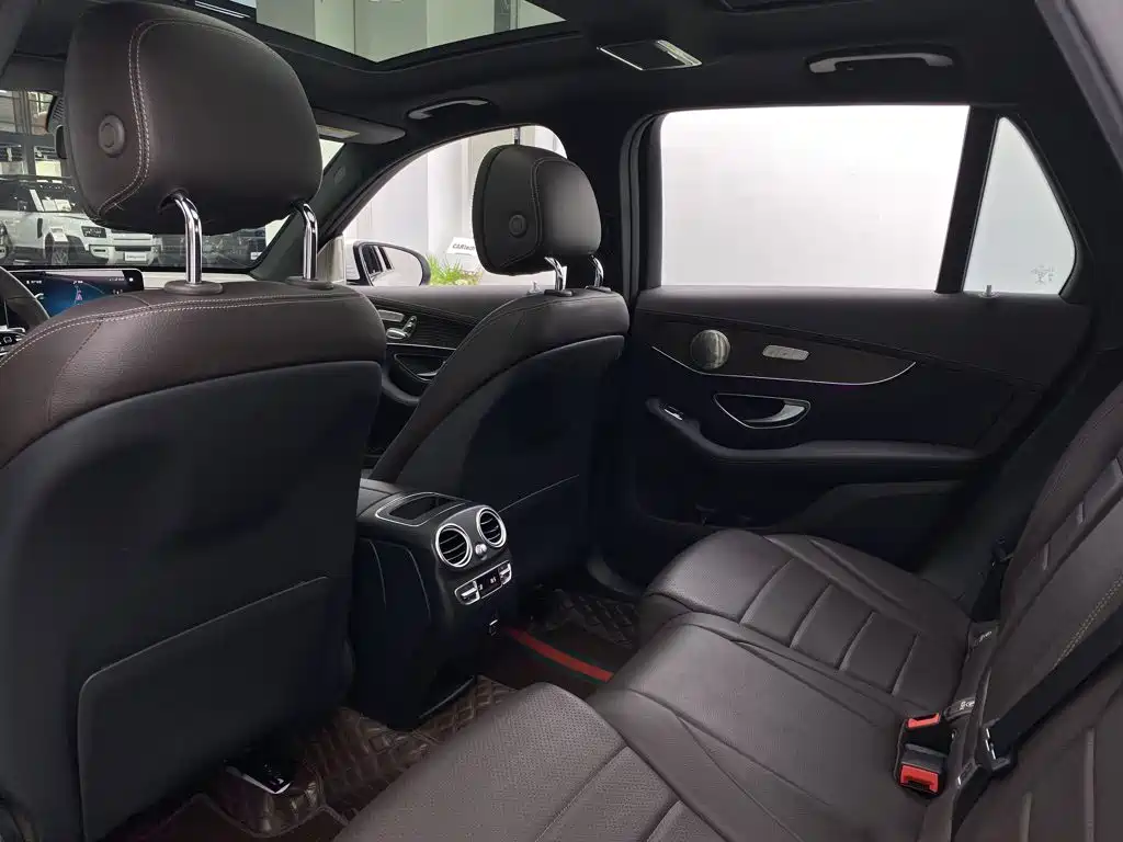 Mercedes-Benz GLC 2021