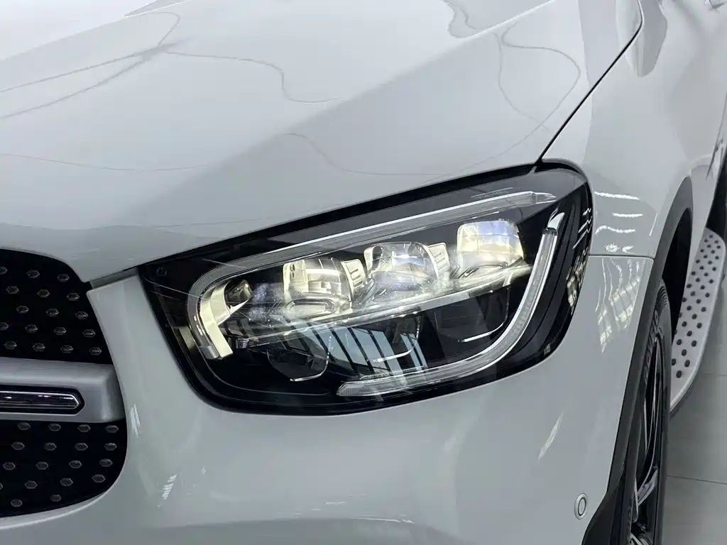 Mercedes-Benz GLC 2021 — фото 29