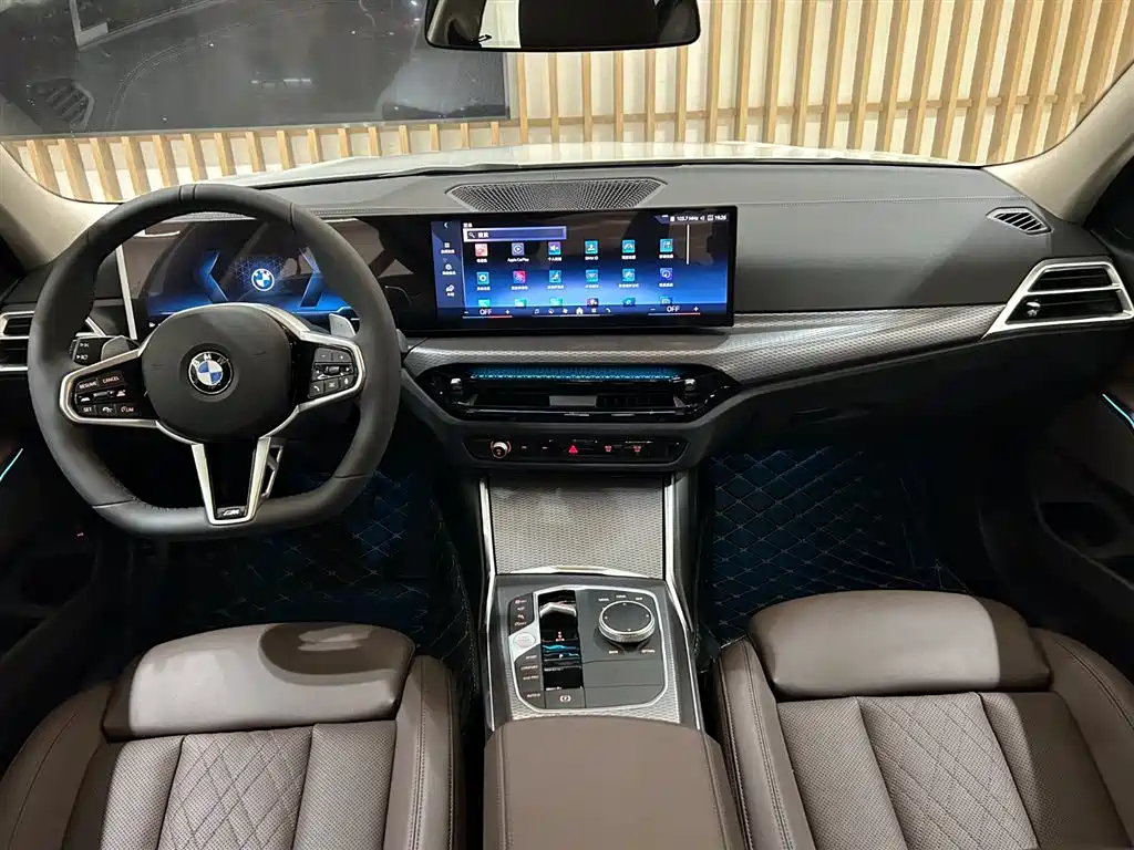 BMW 3 Series 2025