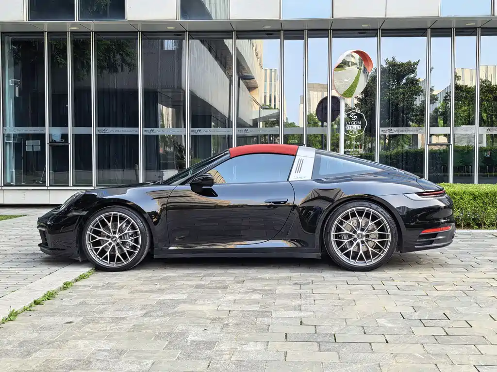 Porsche 911 2022