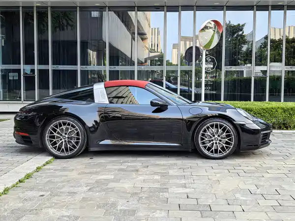 Porsche 911 2022
