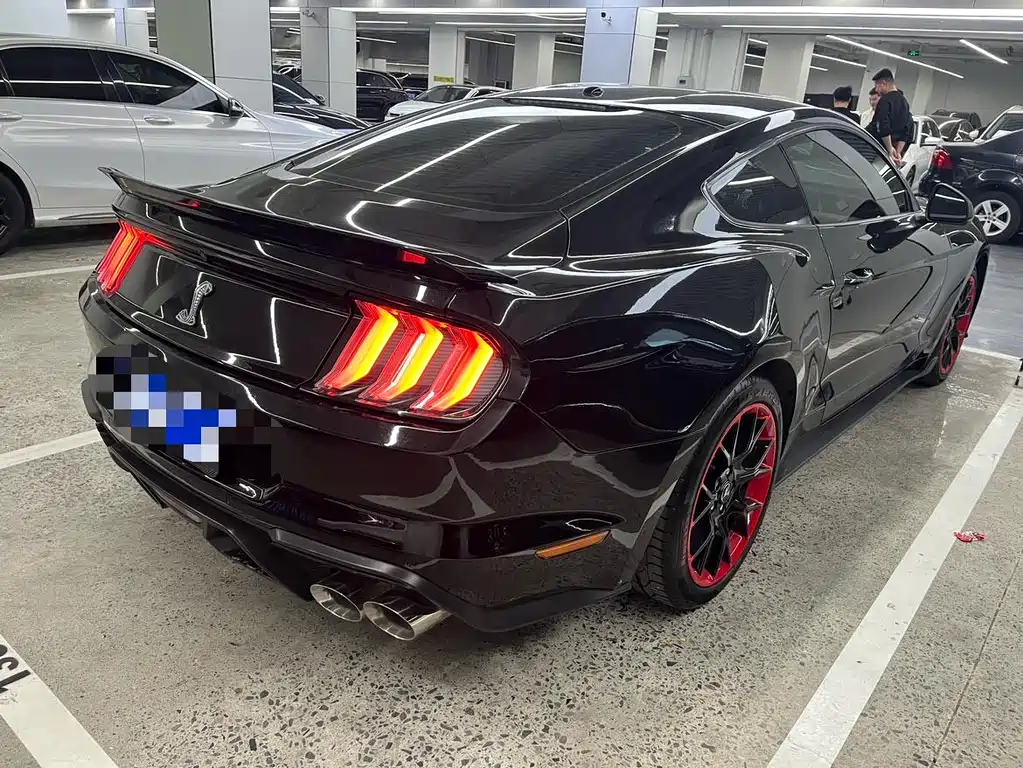 Ford Mustang 2020 — фото 14