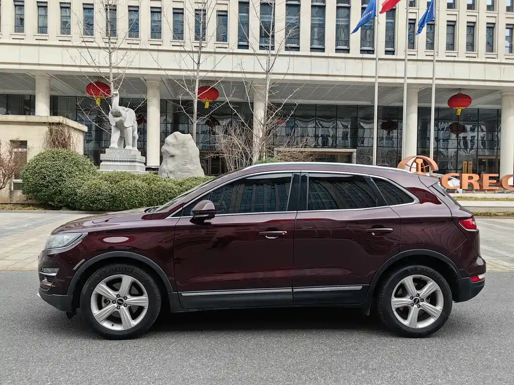 Lincoln MKC 2018 — фото 2