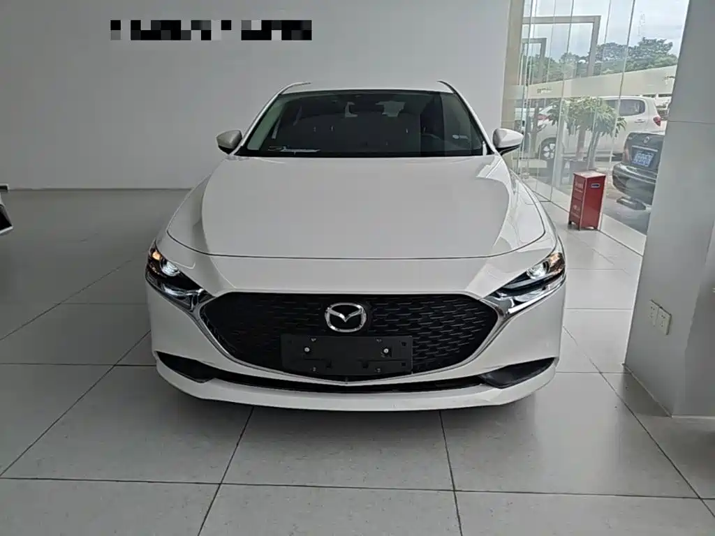 Mazda 3 Axela 2023