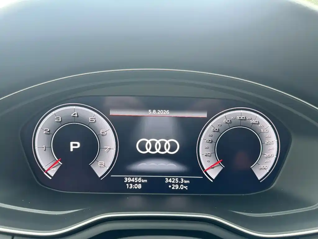 Audi A4L 2020 — фото 13