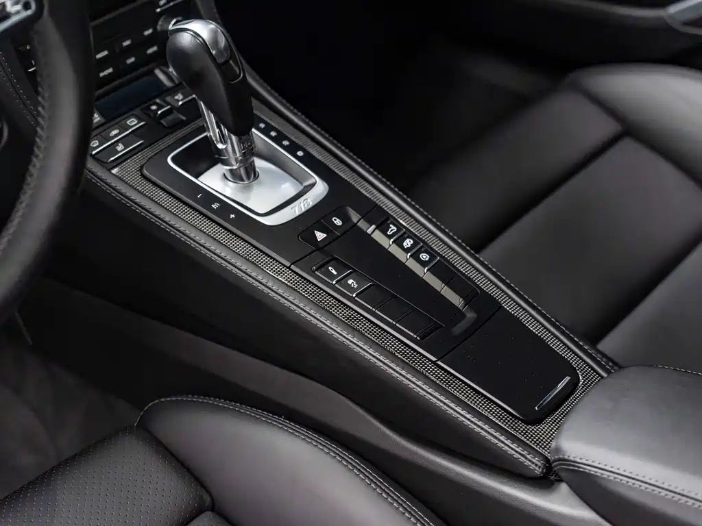 Porsche Cayman 2018 — фото 13