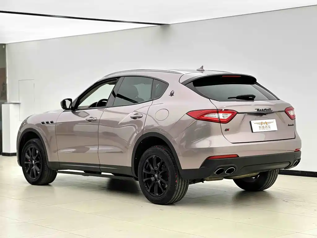Maserati Levante 2016 — фото 8
