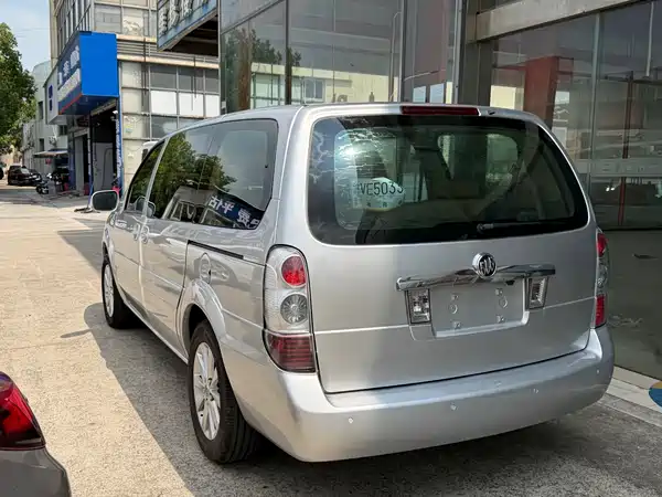 Buick GL8 2017