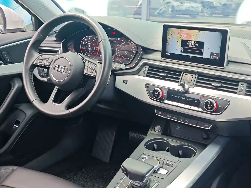 Audi A4L 2019 — фото 27