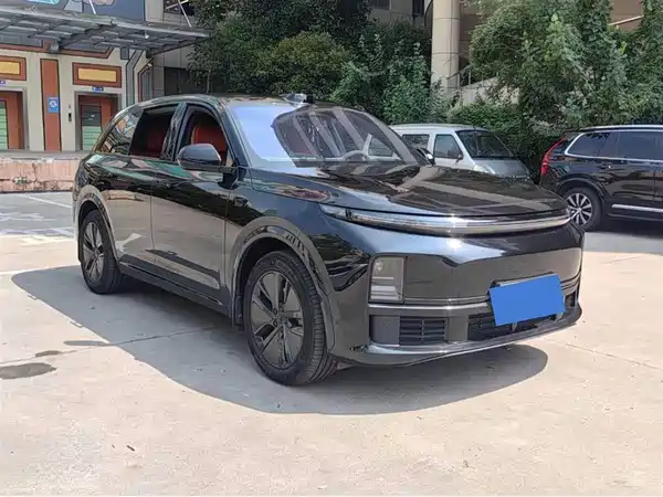Li Auto L7 2025