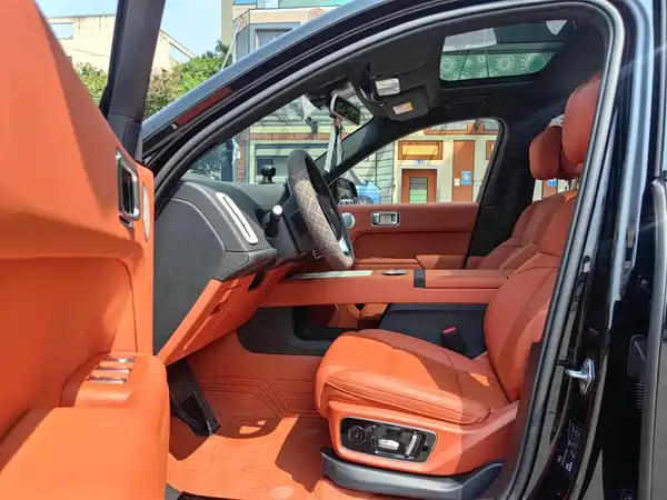 Li Auto L7 2025