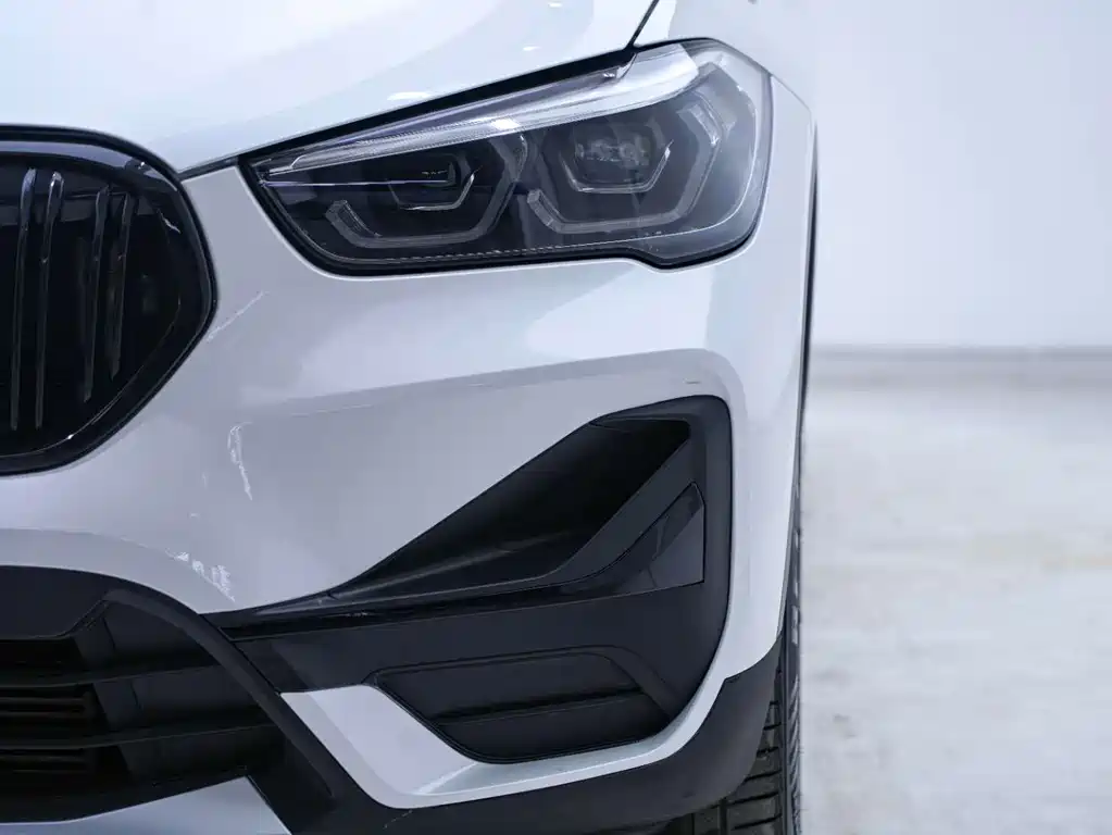 BMW X1 2020 — фото 7