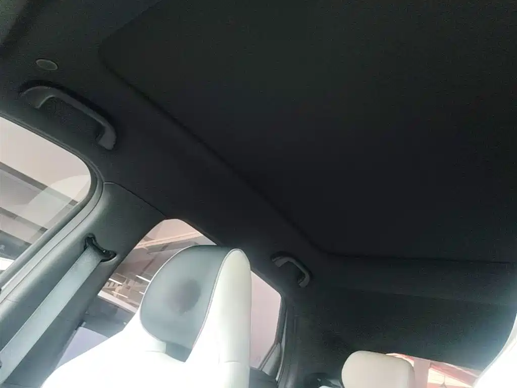 BYD Dolphin 2022 — фото 18