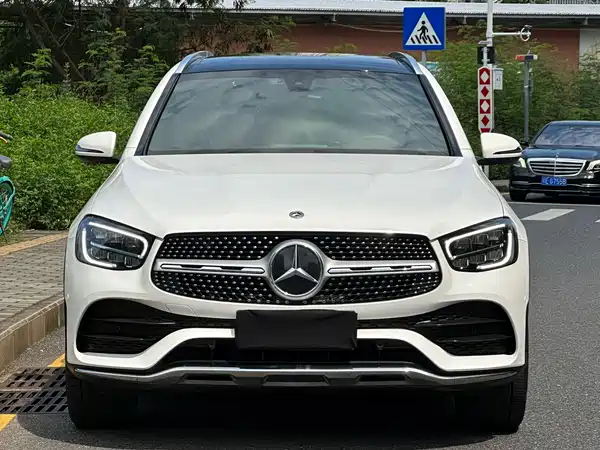 Mercedes-Benz GLC 2023